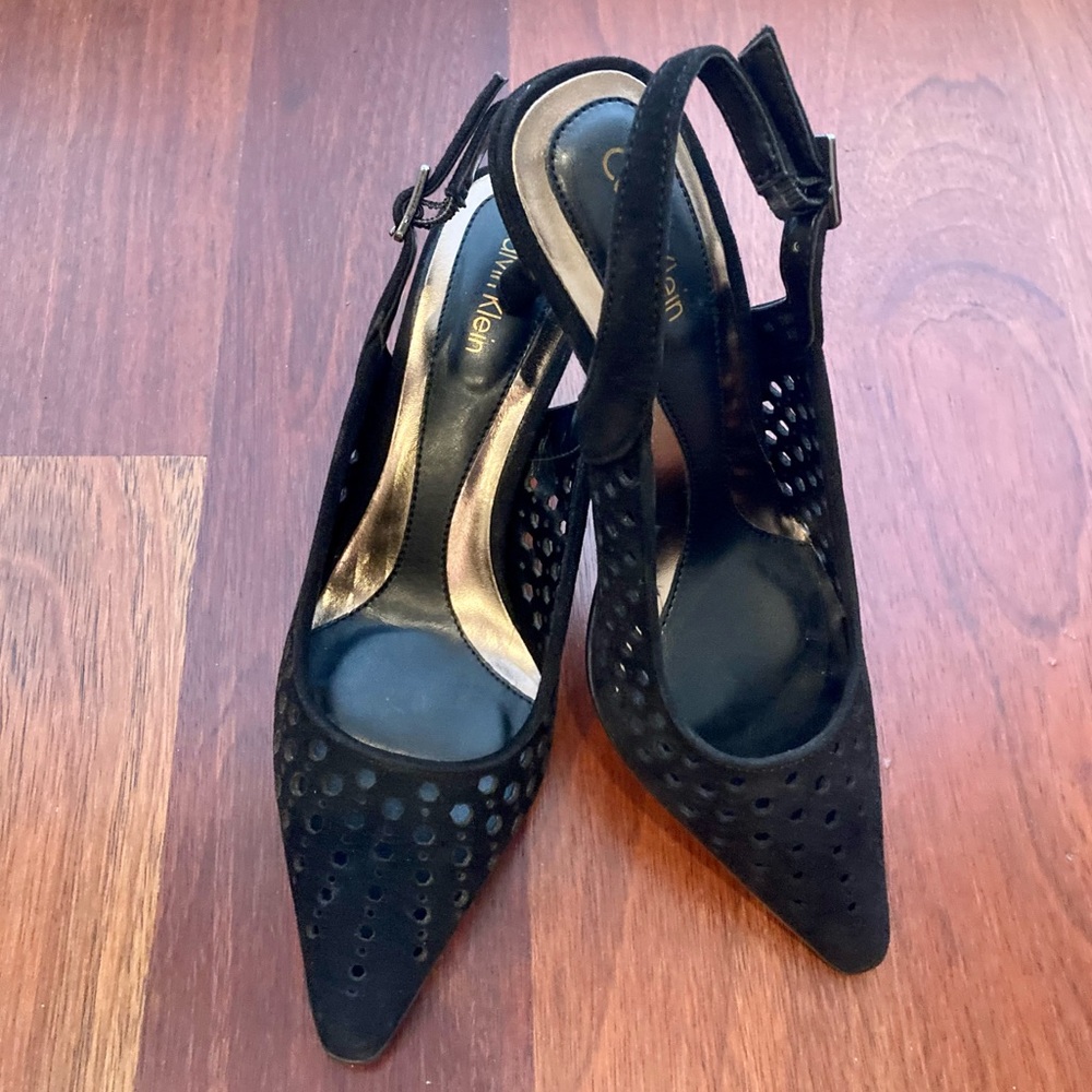 Calvin Klein Damaris pump in black 🖤